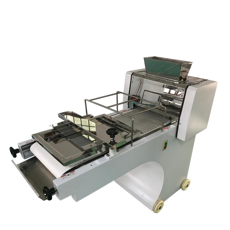 Toast moulder machine